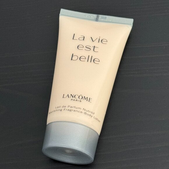 Lancome La Vie Est Belle Nourishing Fragrance Body Lotion - Picture 5 of 11